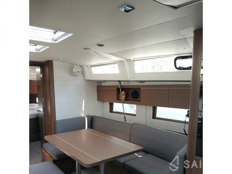 Oceanis 46.1 - Yacht Charter Sailica