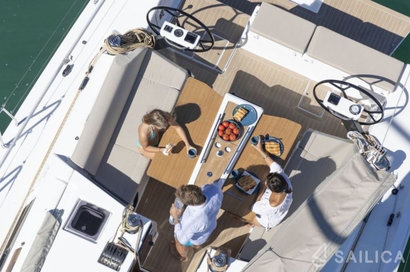 Dufour 430 Grand Large - Yacht Charter Sailica