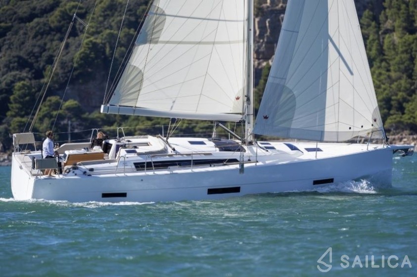 Dufour 430 Grand Large - Yacht Charter Sailica
