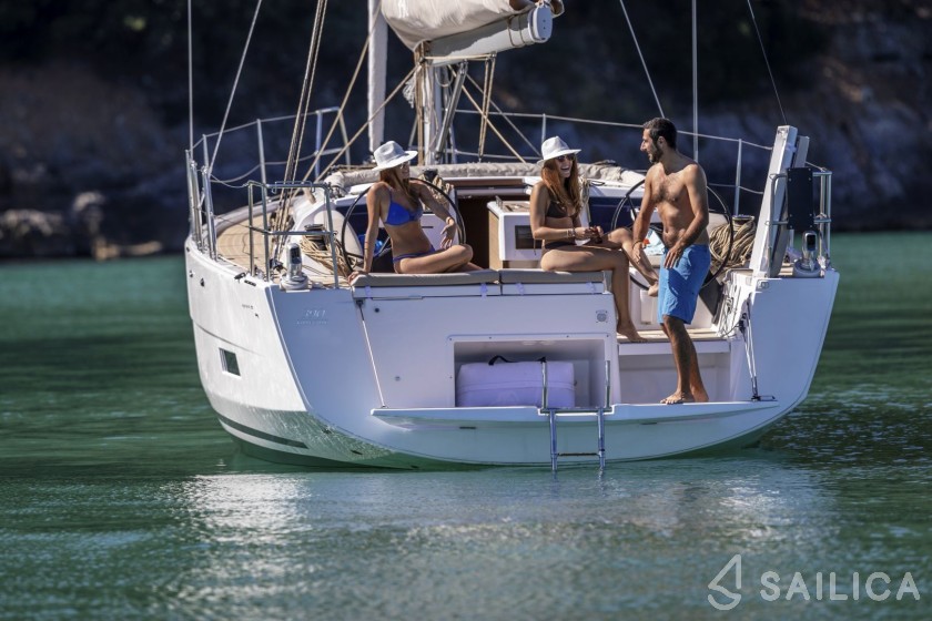 Dufour 460 GL - Yacht Charter Sailica