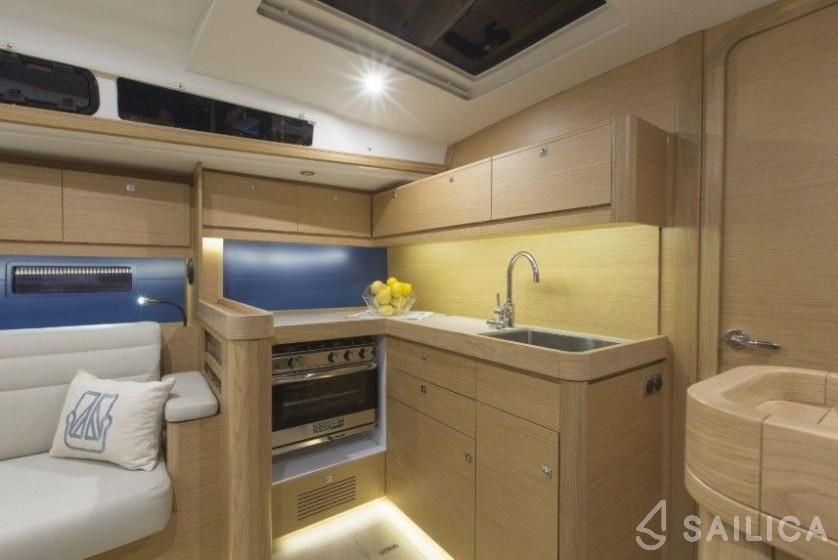 Dufour 460 GL - Yacht Charter Sailica