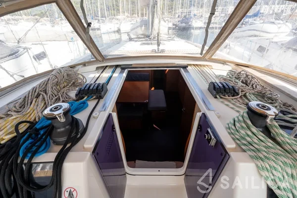 Dufour 460 GL - Yacht Charter Sailica
