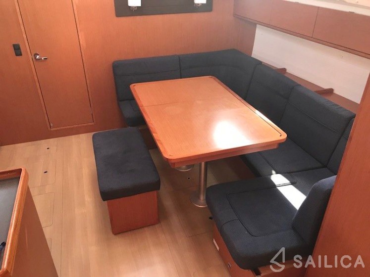 Bavaria 46 Cruiser - Yacht Charter Sailica