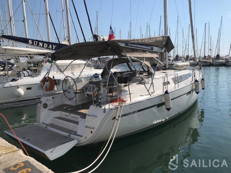 Bavaria 46 Cruiser - Yacht Charter Sailica