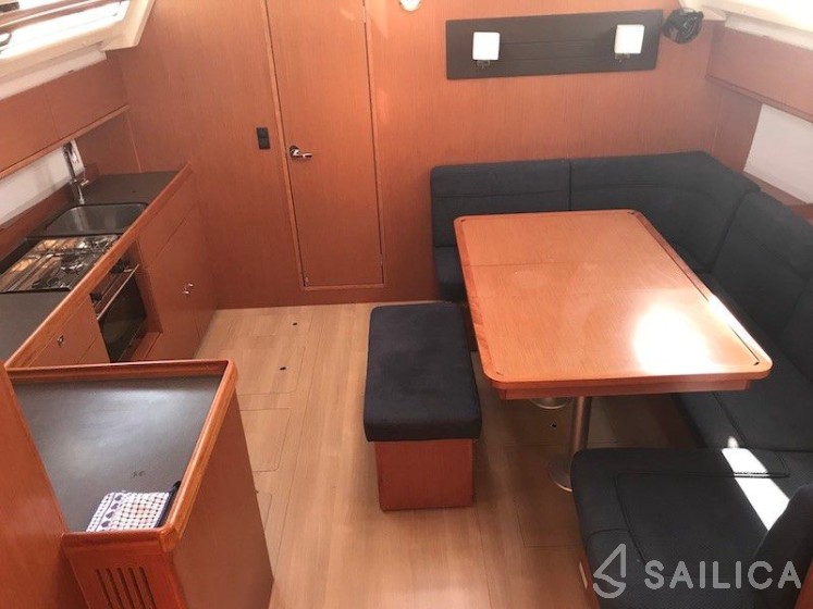 Bavaria 46 Cruiser - Yacht Charter Sailica