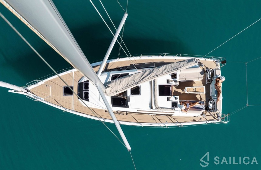 Dufour 390 Grand Large - Yacht Charter Sailica