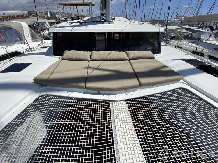 Lucia 40 - Yacht Charter Sailica