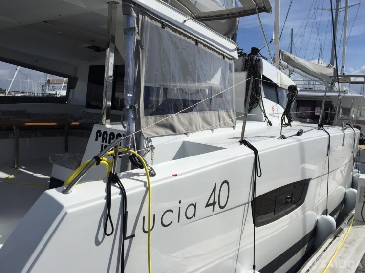 Lucia 40 - Yacht Charter Sailica