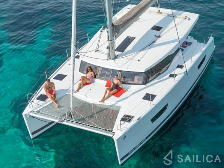 Lucia 40 - Yacht Charter Sailica