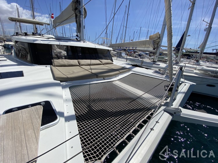 Lucia 40 - Yacht Charter Sailica