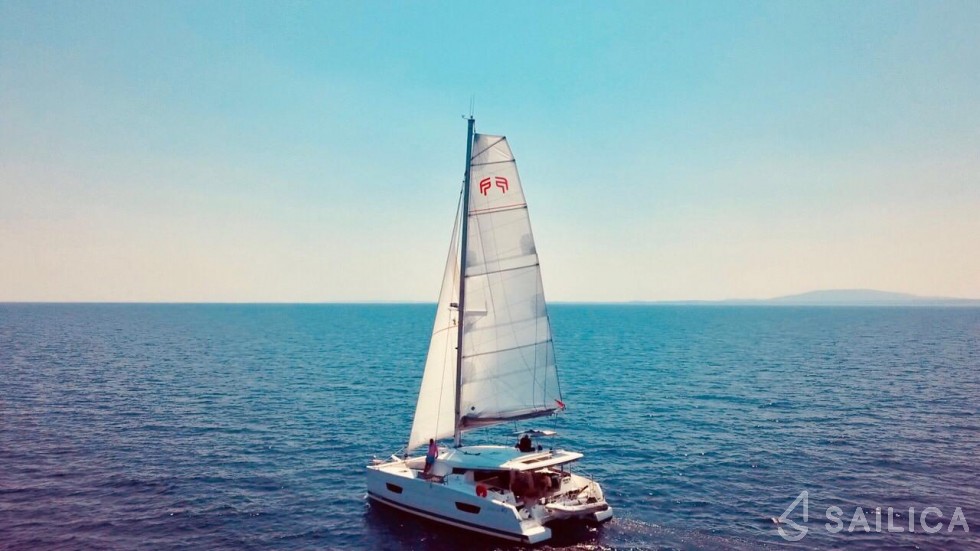Lucia 40 - Yacht Charter Sailica