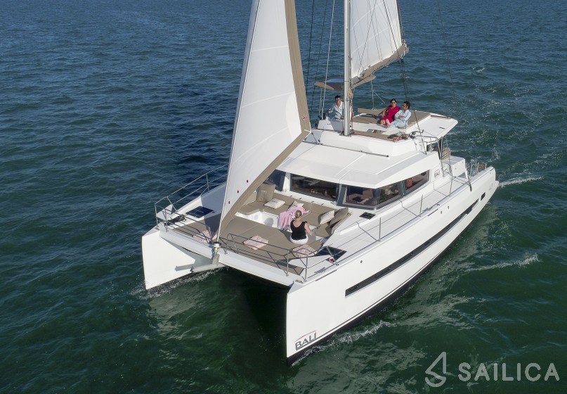 Bali 4.3 - Yacht Charter Sailica