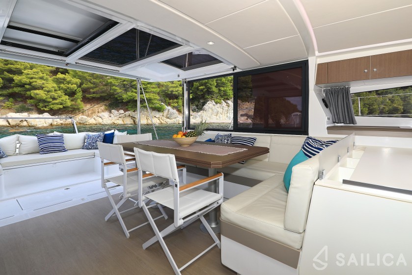 Bali 4.3 - Yacht Charter Sailica