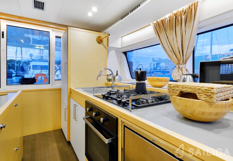 Lagoon 52F - Yacht Charter Sailica