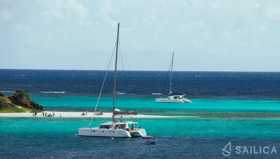 Lagoon 52F - Yacht Charter Sailica
