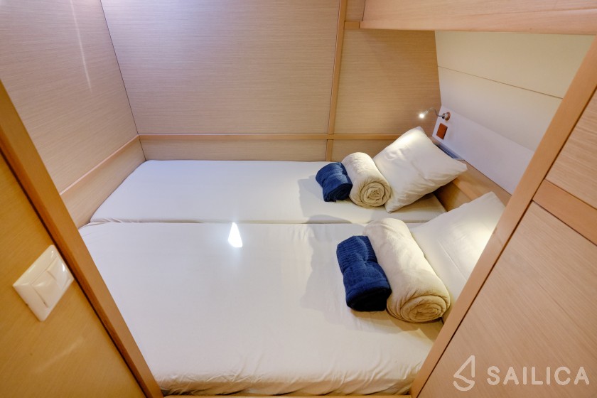 Lagoon 52F - Yacht Charter Sailica