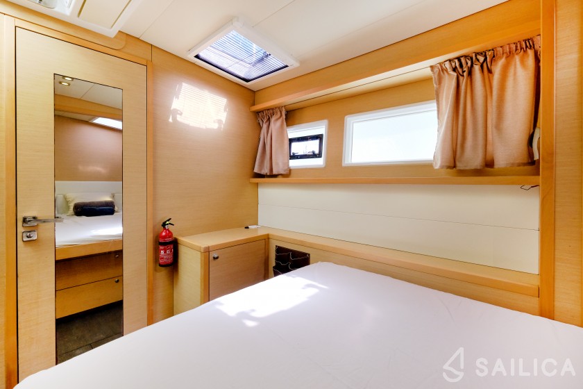Lagoon 52F - Yacht Charter Sailica