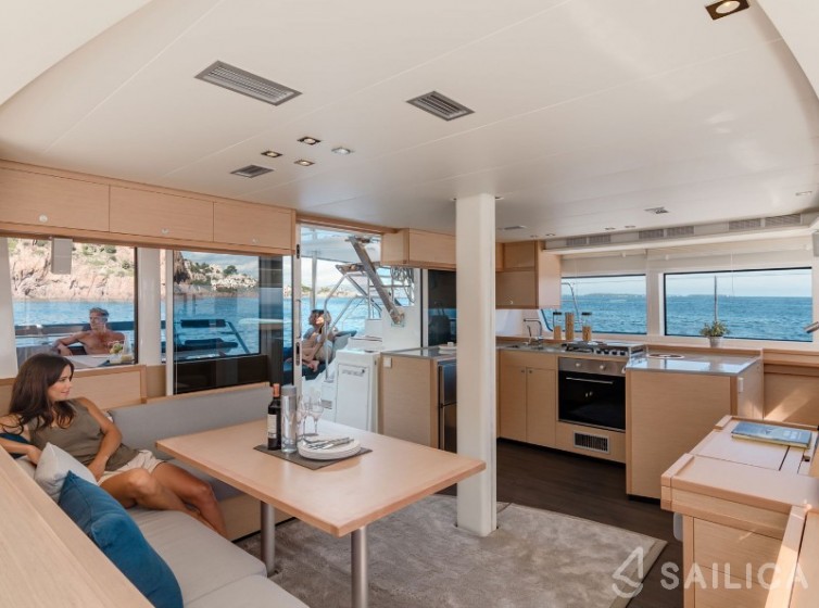 Lagoon 52F - Yacht Charter Sailica