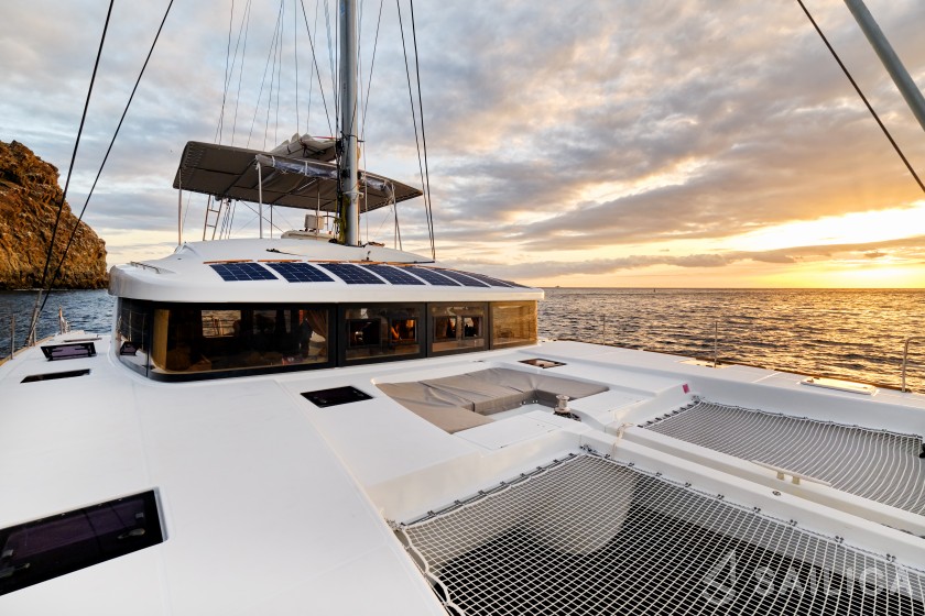 Lagoon 52F - Yacht Charter Sailica