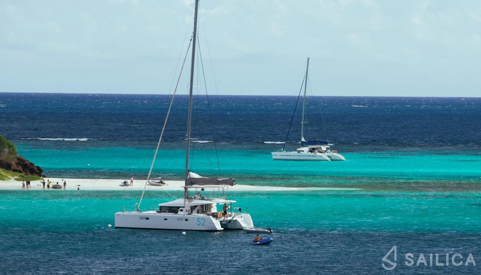 Lagoon 52F - Yacht Charter Sailica