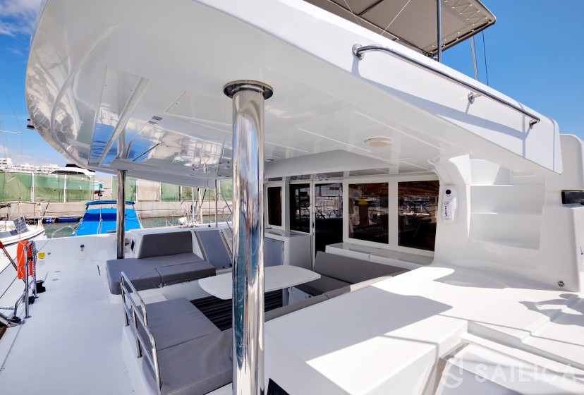 Lagoon 52F - Yacht Charter Sailica