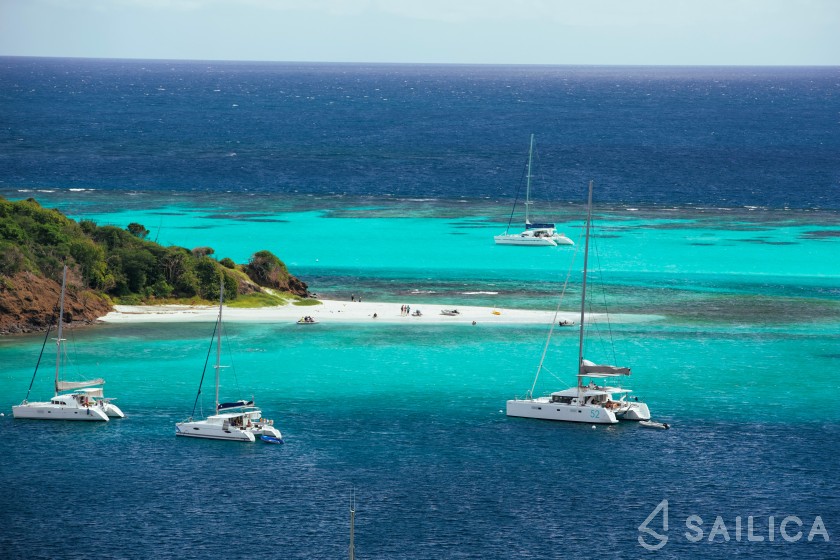 Lagoon 52F - Yacht Charter Sailica