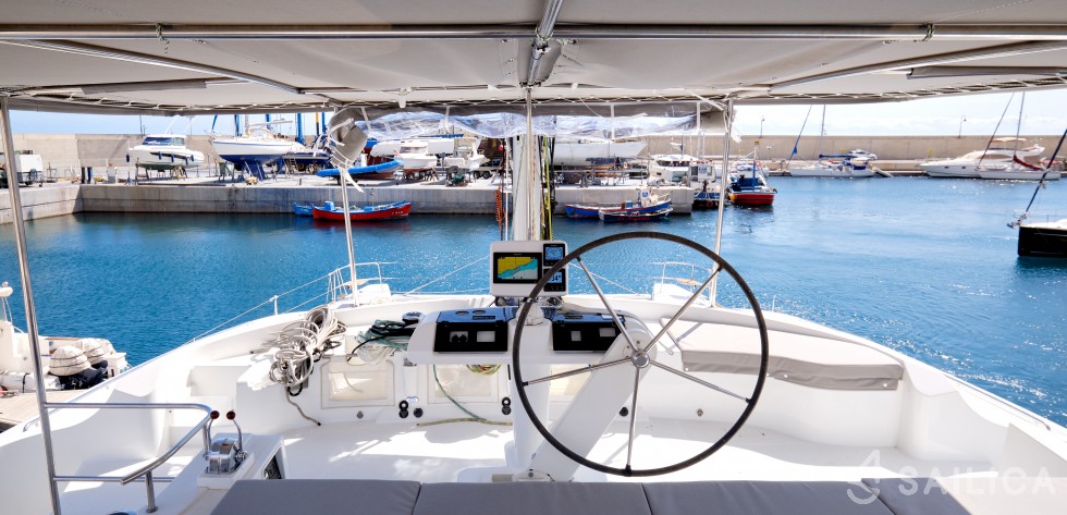 Lagoon 52F - Yacht Charter Sailica