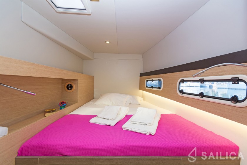 Bali 4.3 - Yacht Charter Sailica