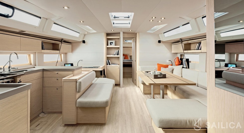 Oceanis 51.1 - Yacht Charter Sailica