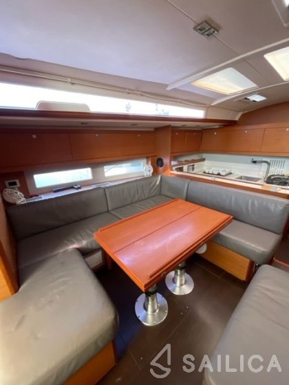 Dufour 530 - Yacht Charter Sailica