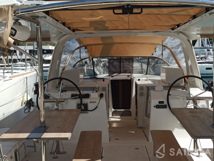 Sun Loft 47 - Yacht Charter Sailica