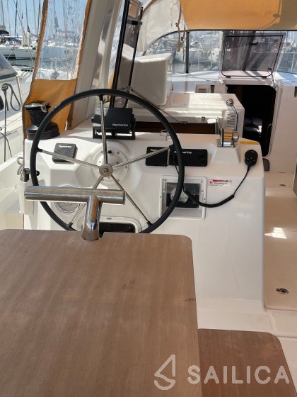 Sun Loft 47 - Yacht Charter Sailica