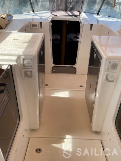 Sun Loft 47 - Yacht Charter Sailica