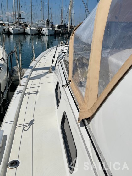Sun Loft 47 - Yacht Charter Sailica
