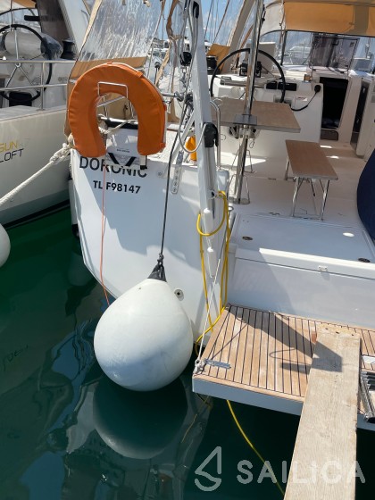 Sun Loft 47 - Yacht Charter Sailica