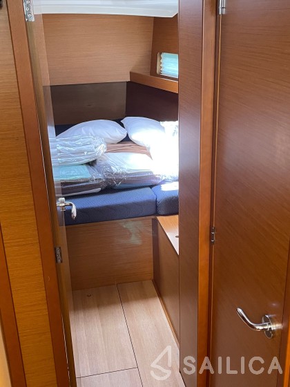 Sun Loft 47 - Yacht Charter Sailica
