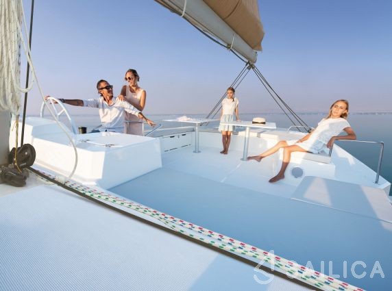 Bali 5.4. - Yacht Charter Sailica