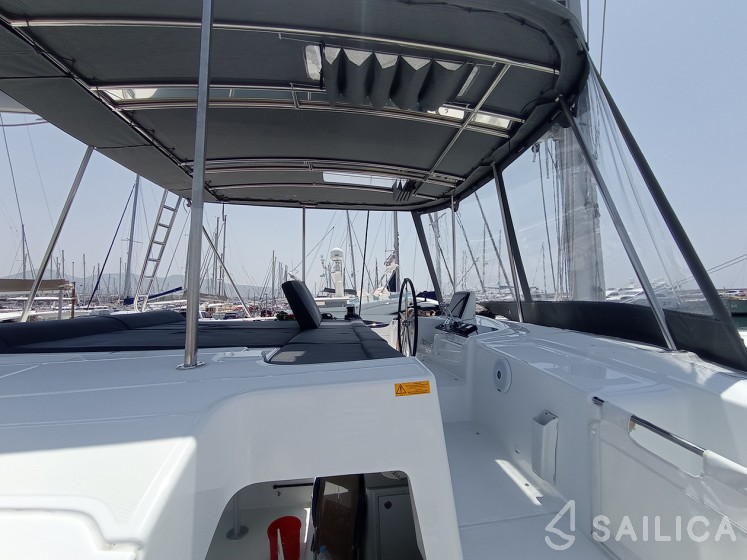 Lagoon 46  - Yacht Charter Sailica