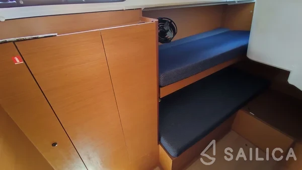 Sun Loft 47 - Yacht Charter Sailica