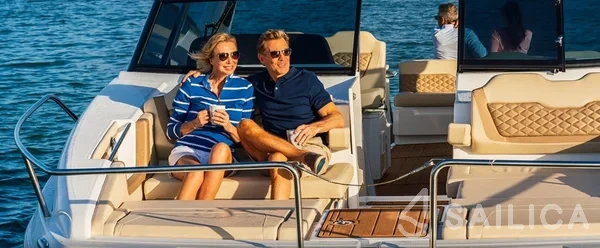 Aquila 36 - Yacht Charter Sailica
