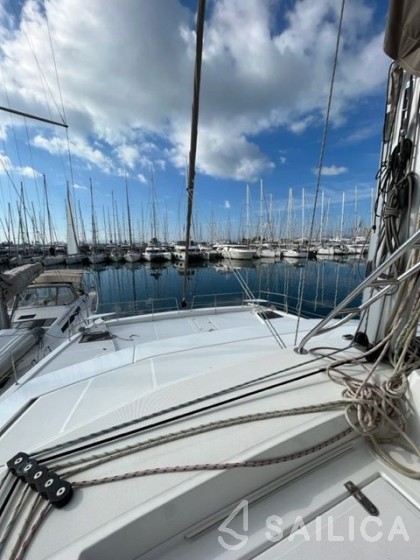 Bali 5.4. - Yacht Charter Sailica