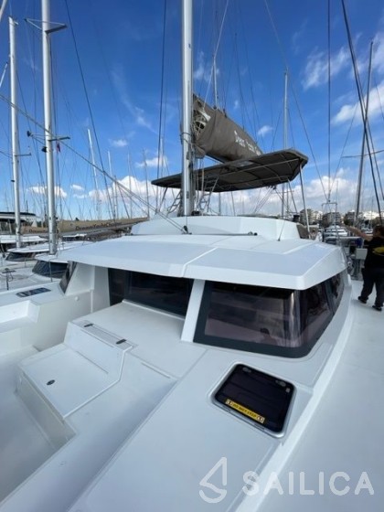 Bali 5.4. - Yacht Charter Sailica