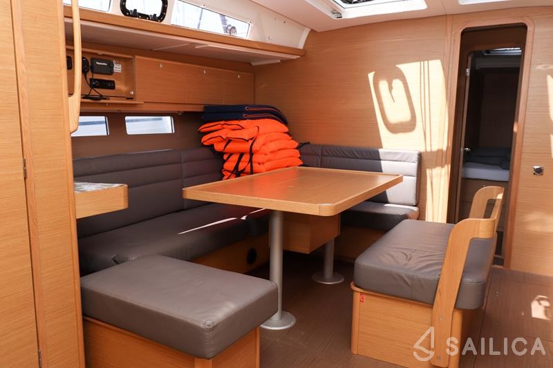 Dufour 460 GL - Yacht Charter Sailica