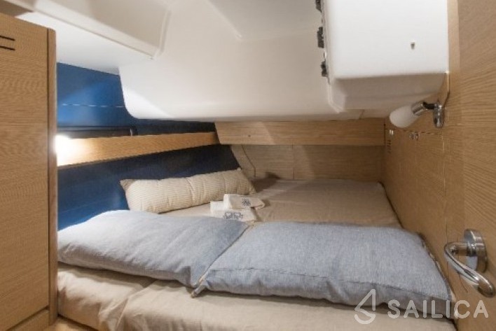 Dufour 460 GL - Yacht Charter Sailica