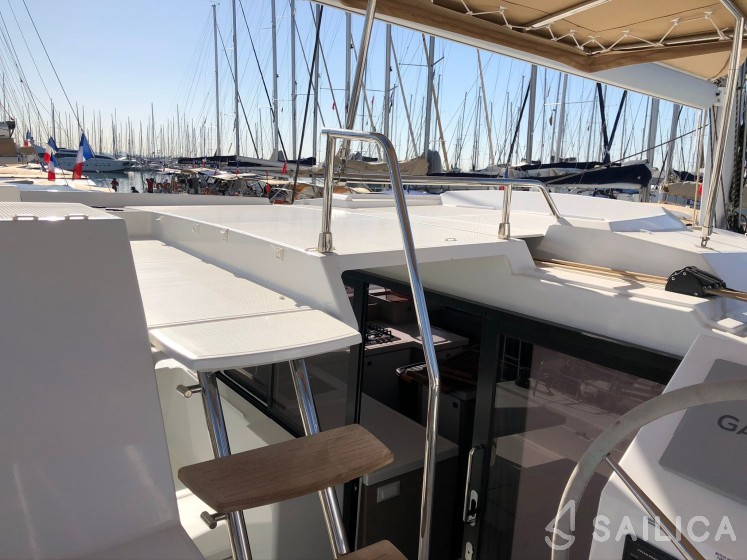 Saona 47 - Yacht Charter Sailica