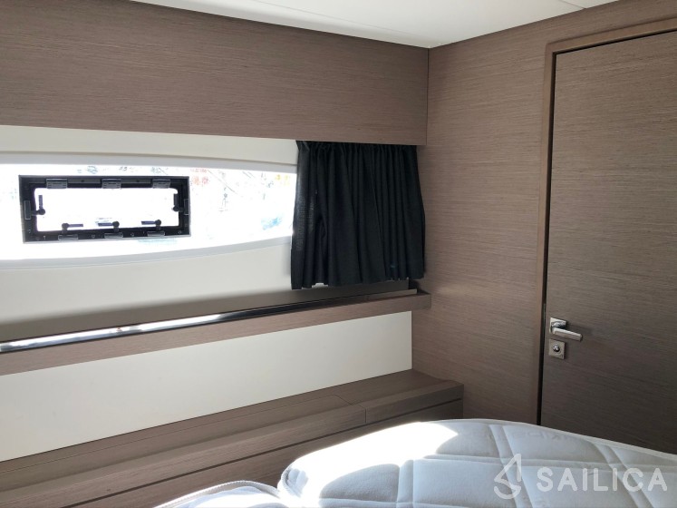 Saona 47 - Yacht Charter Sailica