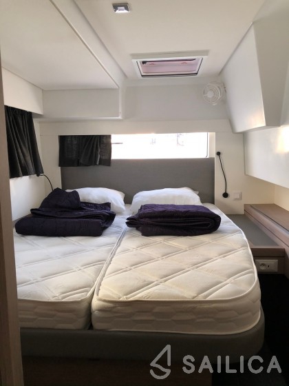 Saona 47 - Yacht Charter Sailica