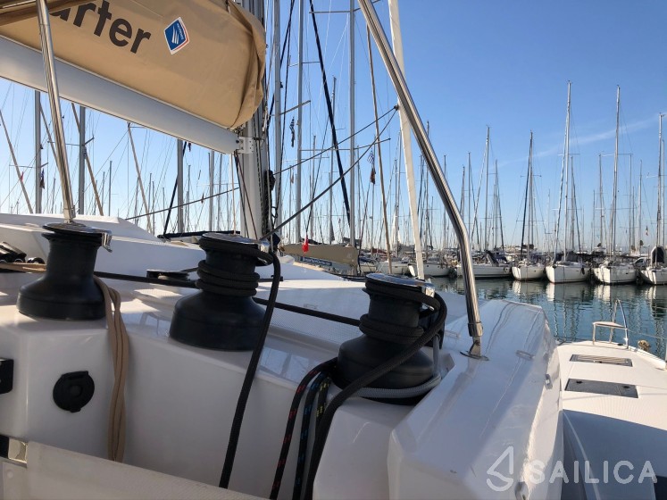 Saona 47 - Yacht Charter Sailica