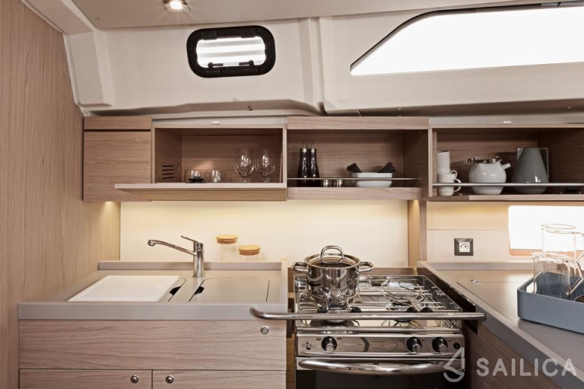 Oceanis 46.1 - Yacht Charter Sailica