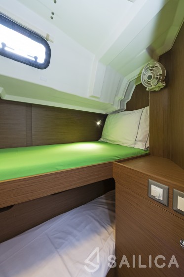 Oceanis 46.1 - Yacht Charter Sailica